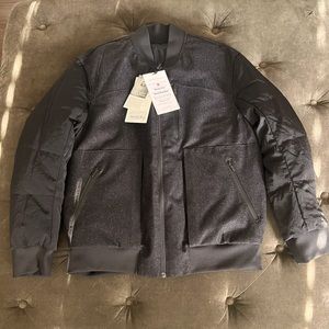 Lululemon Roam far wool bomber reversible